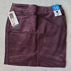 NWT S.C. & Co. Burgundy Corduroy Skirt, Size 10